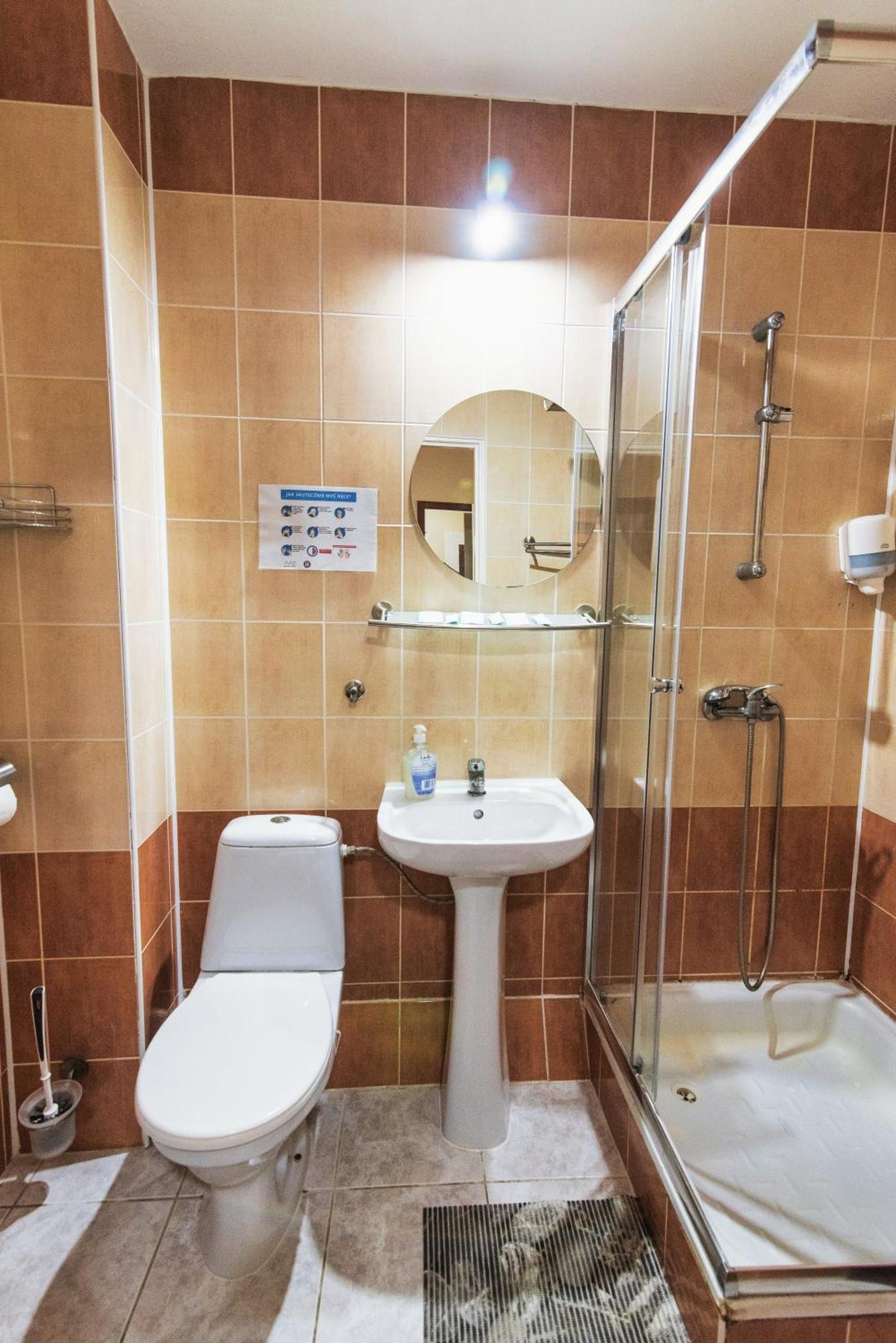 Ow Inter Piast Kalbornia - Z Wlasna Plaza Z Kapieliskiem I Przystania Dąbrówno Exterior foto