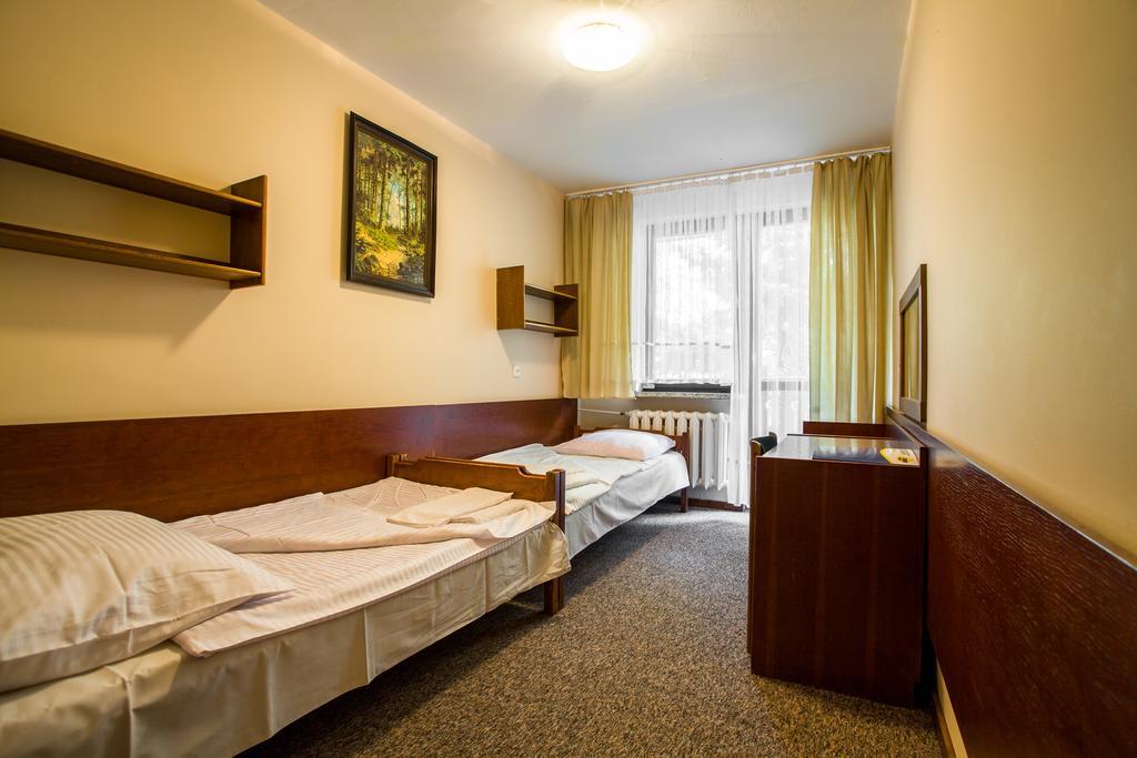 Ow Inter Piast Kalbornia - Z Wlasna Plaza Z Kapieliskiem I Przystania Dąbrówno Exterior foto